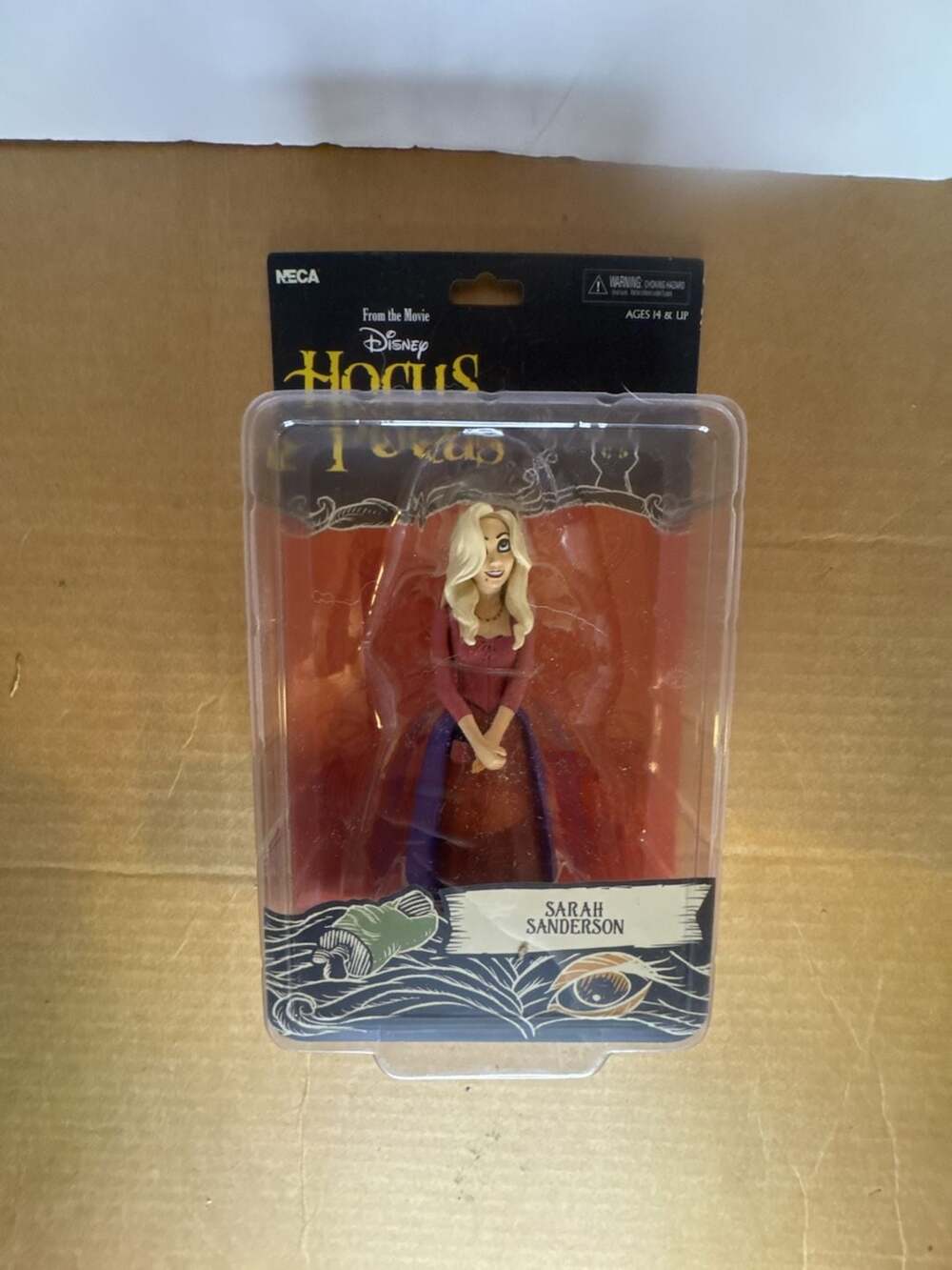 NECA Disney Hocus Pocus Sarah Sanderson Action Figure